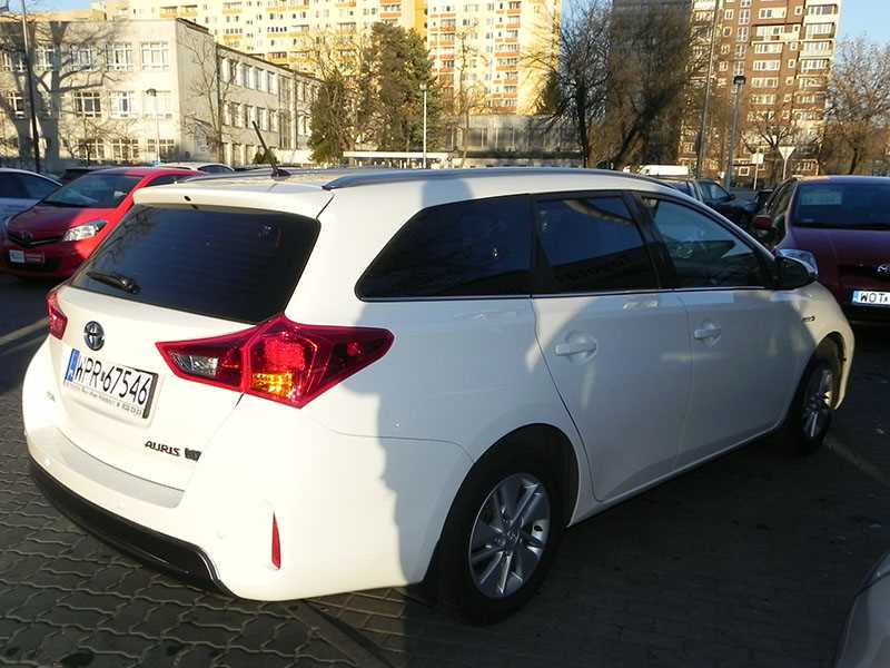 Toyota Auris Hybrid 135 Hybryda, 2014 r. autoranking.pl