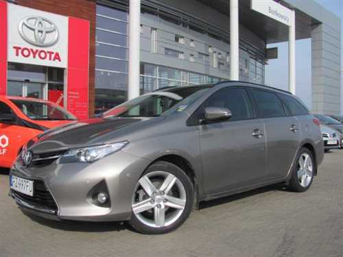 Toyota Auris 1.6 16V TS Dynamic (kombi) Benzyna, 2014 r.