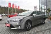 Toyota Avensis 1.8 Business Edition Benzyna, 2014 r.