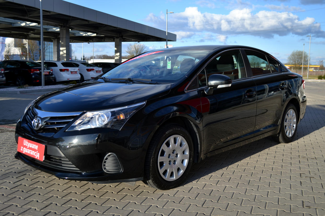 Toyota avensis 2014