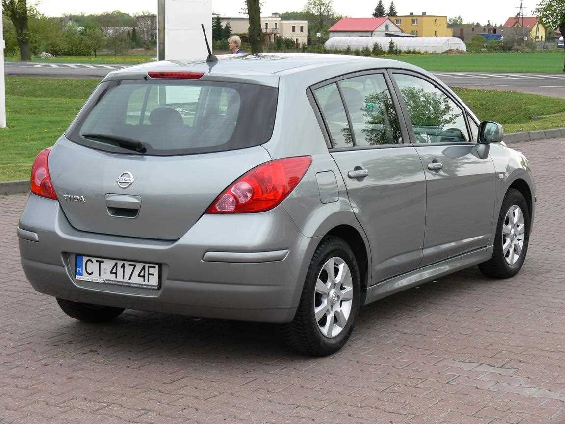 Nissan Tiida 1.6 Acenta Benzyna, 2010 r. autoranking.pl