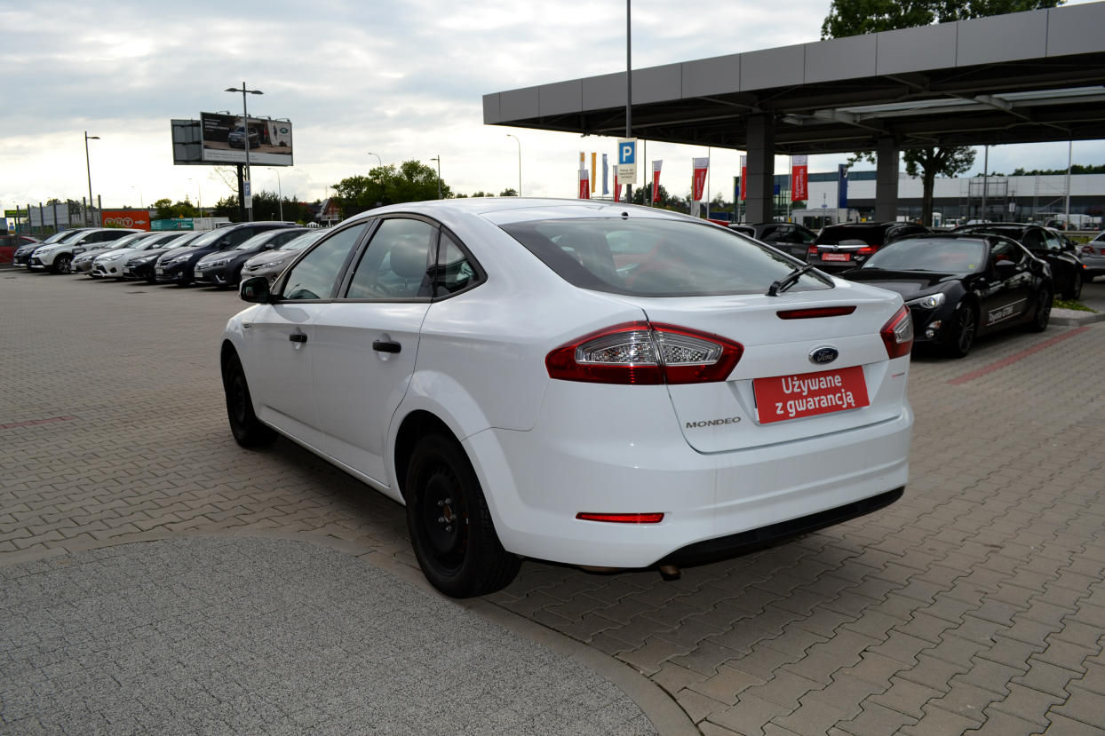 Ford Mondeo Liftback Benzyna, 2014 r. autoranking.pl