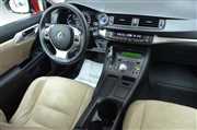Lexus CT 200h Elegance Hybryda, 2011 r.