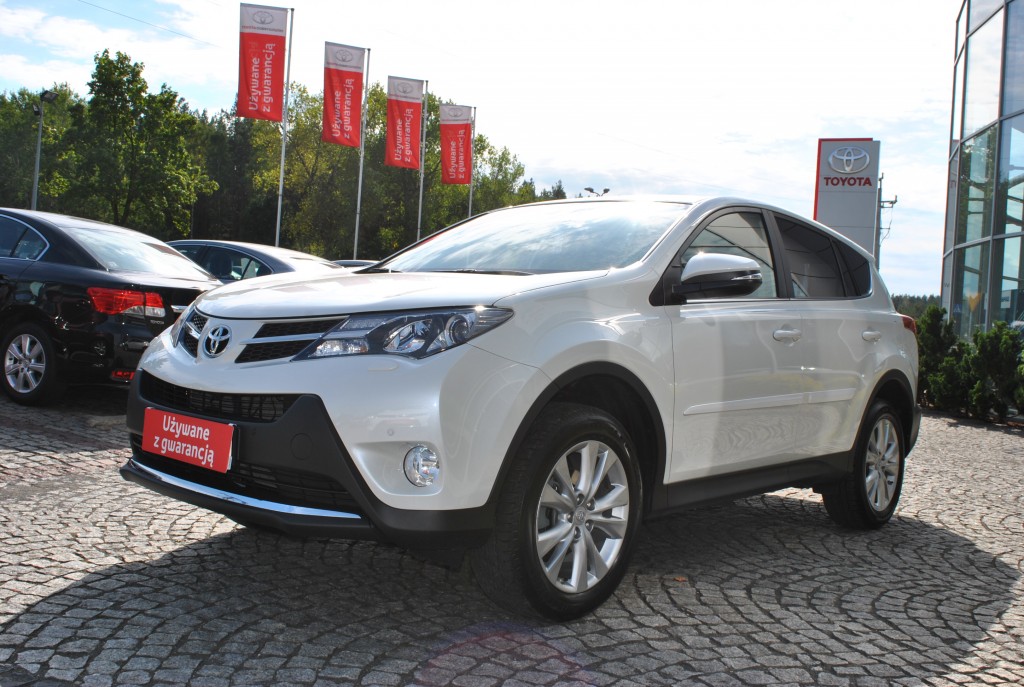 Toyota RAV4 2.0 Premium Benzyna, 2013 r. autoranking.pl
