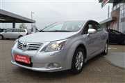 Toyota Avensis  1.8 Sol Benzyna, 2010 r.