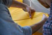 Pełnowymiarowa makieta Nissana Juke w technice origami