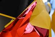 Pełnowymiarowa makieta Nissana Juke w technice origami