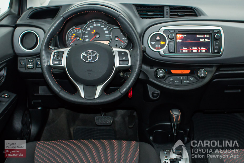 Toyota Yaris 1.33 Dynamic +NAVI aut. Benzyna, 2011 r