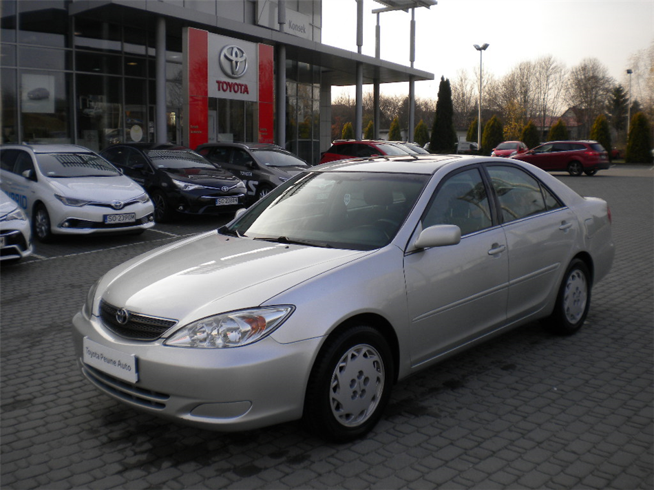 Toyota Camry 2.4 VVT-i aut Benzyna, 2003 r.