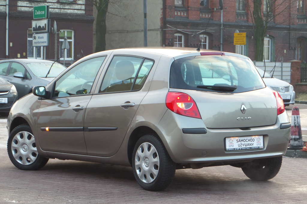 Renault Clio 2008 1.2 Benzyna Opinie