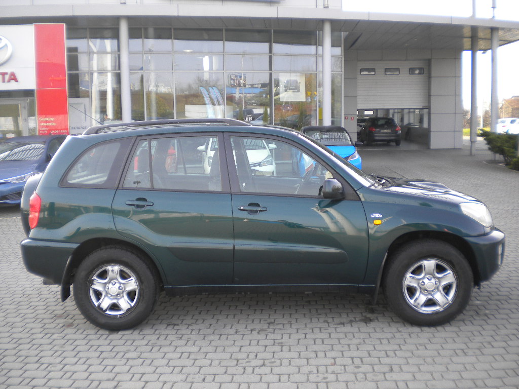 Toyota RAV4 2.0 D-4D 4x4 Inne, 2002 r. - autoranking.pl