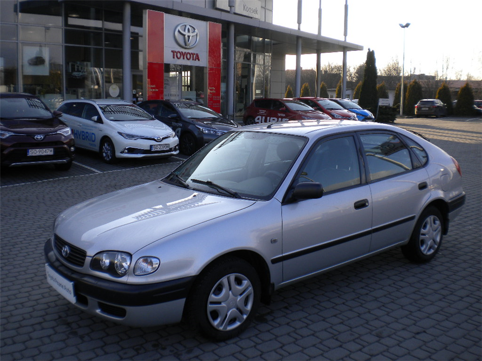 Toyota Corolla 1.4 VVT-i Terra Benzyna, 2000 r.