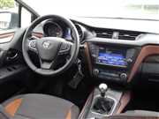 Toyota Avensis 1.6 D-4D Premium STYLE Terra Inne, 2015 r.