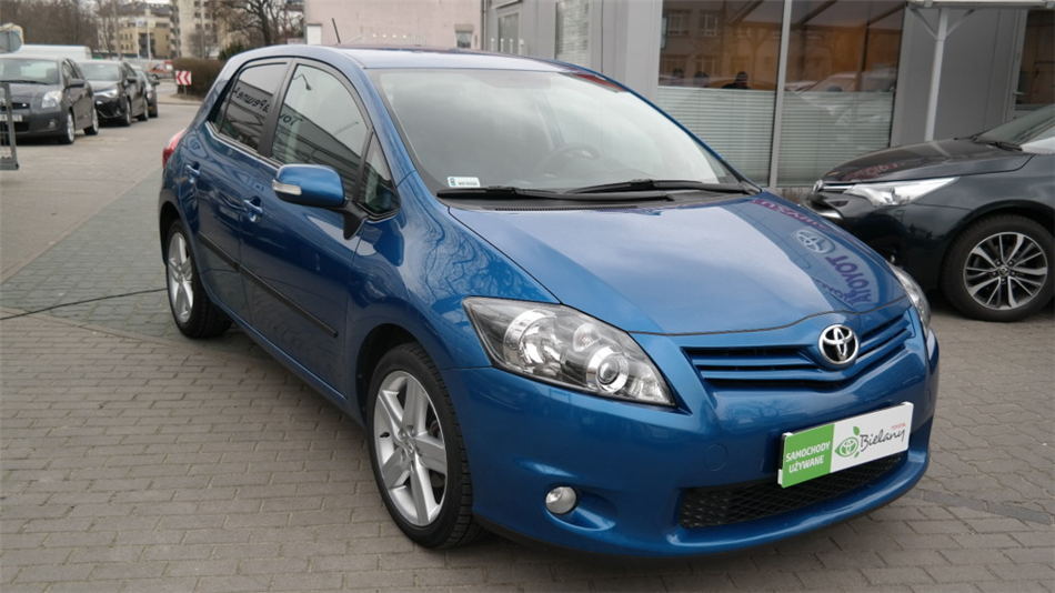 Toyota Auris  1.6 Dynamic Benzyna, 2010 r.