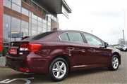 Toyota Avensis  1.8 Luna Benzyna, 2012 r.