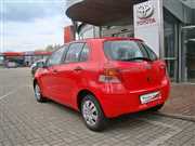 Toyota Yaris 1.0 Terra A/C Benzyna, 2009 r.