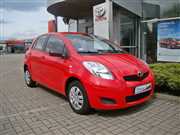 Toyota Yaris 1.0 Terra A/C Benzyna, 2009 r.