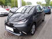 Toyota Aygo 1.0 VVT-i X-play Design Benzyna, 2015 r.