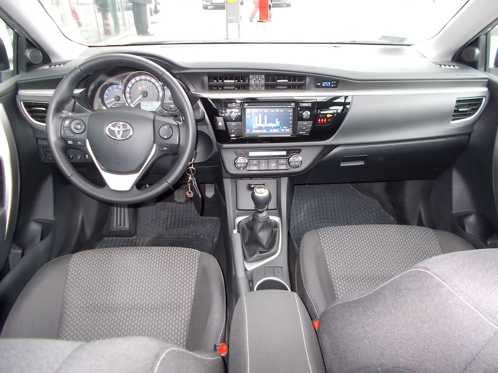 Toyota Corolla 1.4 D4D Premium Design Comfor Inne, 2015 r