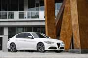 Alfa Romeo GULIA – znamy ceny i wyposażenie