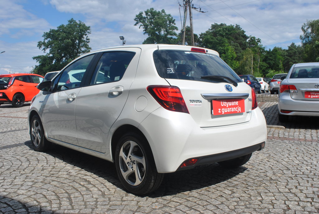 Toyota Yaris Hybrid 100 Premium Hybryda, 2015 r