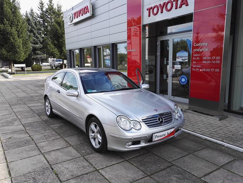 Mercedes C 180 Wersja Indianapolis Coupe Benzyna, 2004 r.