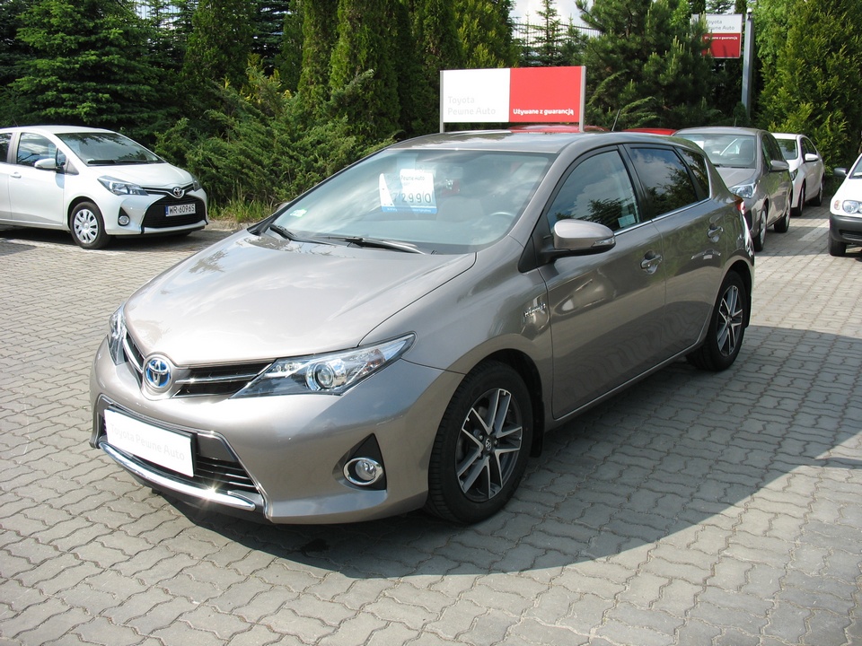 Toyota Auris Hybrid 135 Premium Benzyna, 2014 r