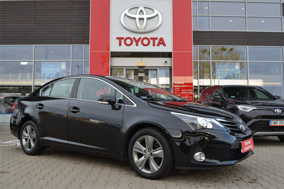 Toyota Avensis 2.0 D-4D Premium Executive Gwa Inne, 2014 r.