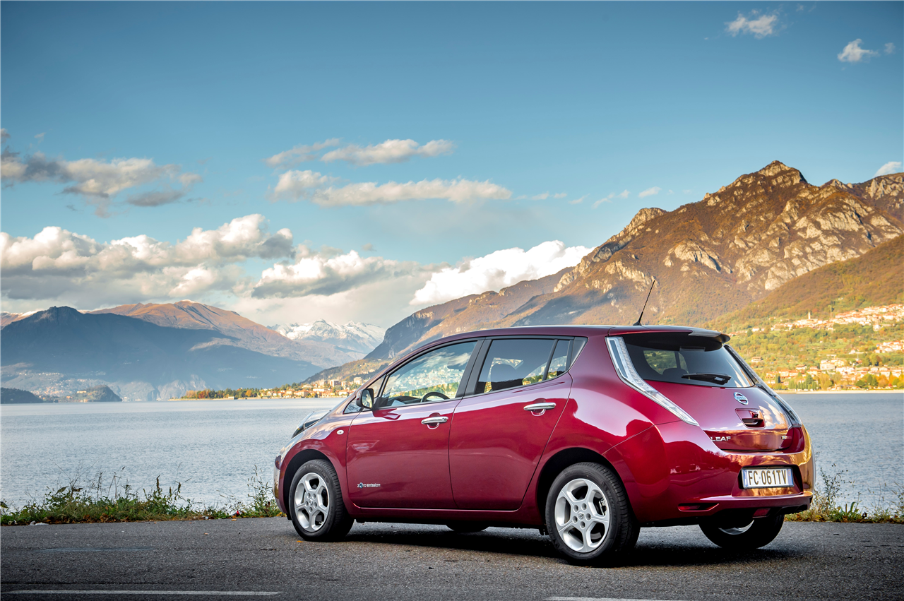 75 000 samochodów elektrycznych marki Nissan sprzedanych w