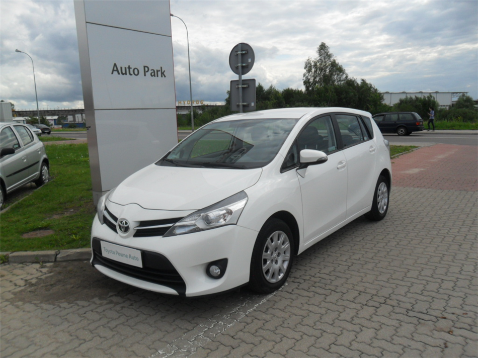 Toyota Verso 1.6 D4D Active Inne, 2014 r. autoranking.pl