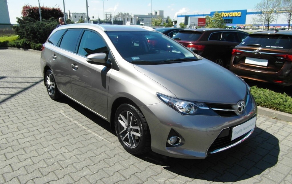 Toyota Auris 1.4 D4D Premium Syle Inne, 2014 r