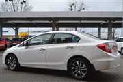 Honda Civic  1.8 Executive Benzyna, 2015 r.