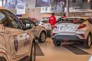 Siatkarze z klubu Effector Kielce będą jeździć hybrydowymi crossoverami Toyota C-HR