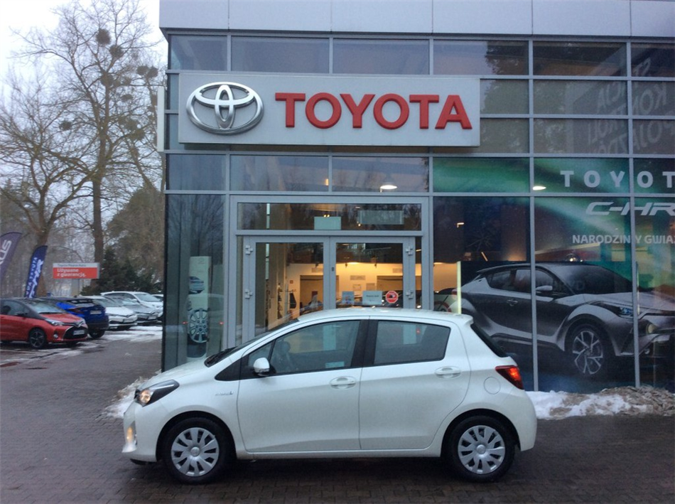 Toyota Yaris Hybrid 100 Premium EU6 Benzyna, 2015 r.