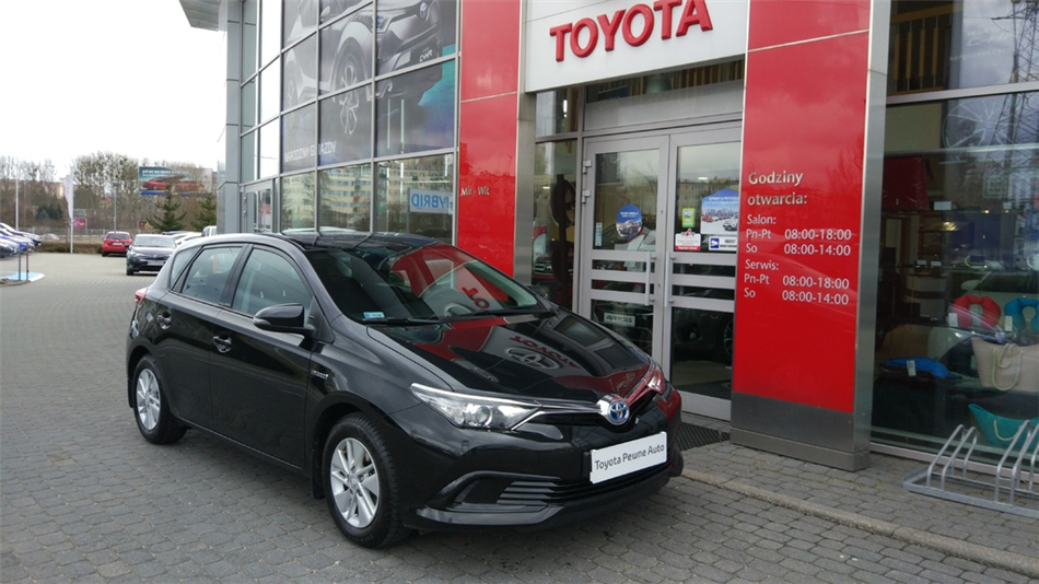 Toyota Auris Hybrid 135 Active rej.2016 Hybryda, 2015 r.