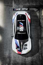 Nowe BMW M8 GTE