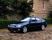 Inteligentny sportowiec z charakterem. Lexus IS ma 20 lat