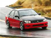 Lexus IS 430 - prekursor serii F