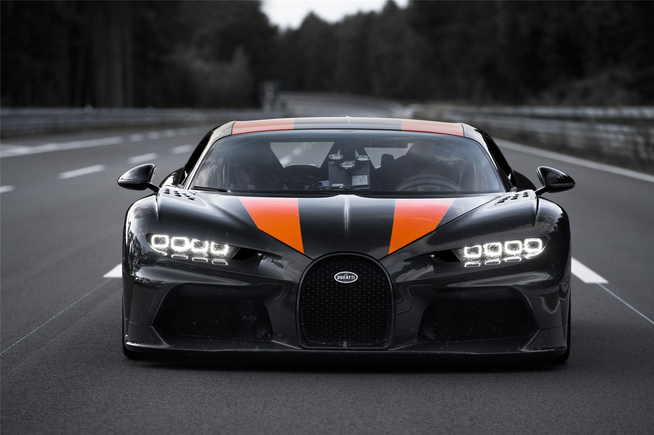 Niesamowity rekord Bugatti Chirona. Bariera prędkości