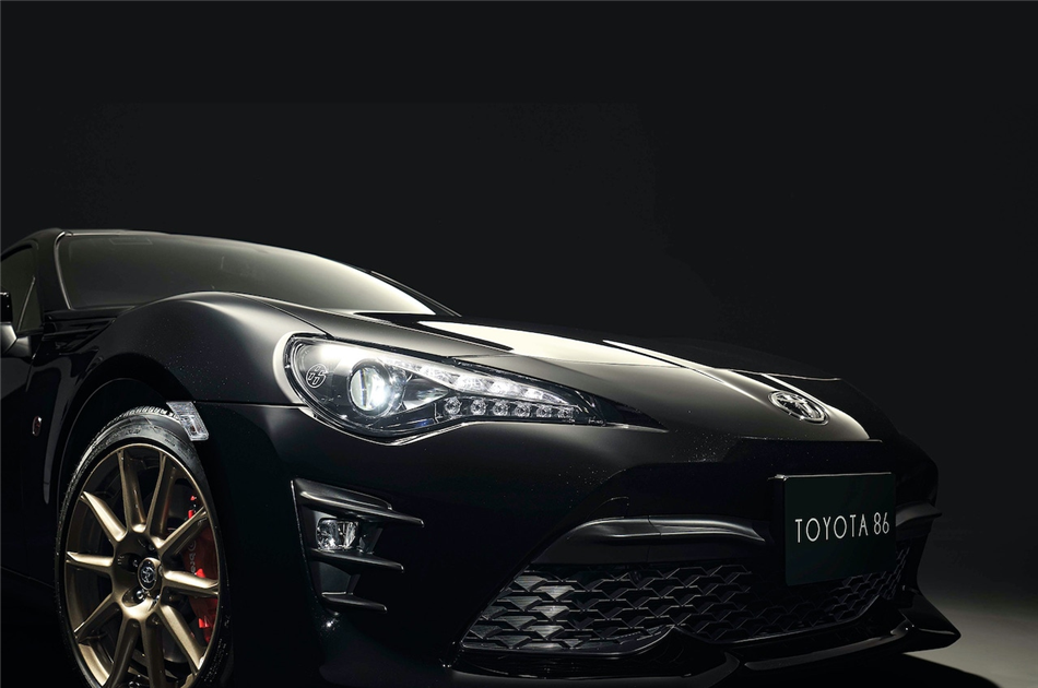 Toyota przywołuje wspomnienia z modelem GT86 Black Limited