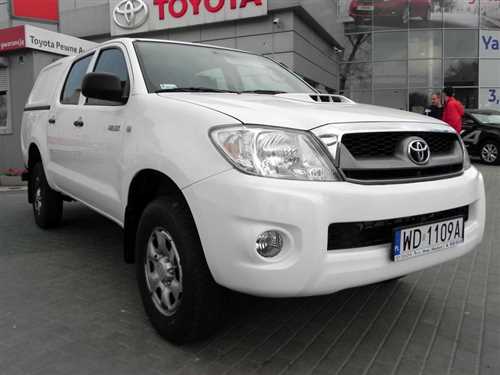Toyota HiLux Hilux 2.5 D-4D DLX Diesel, 2010 r.