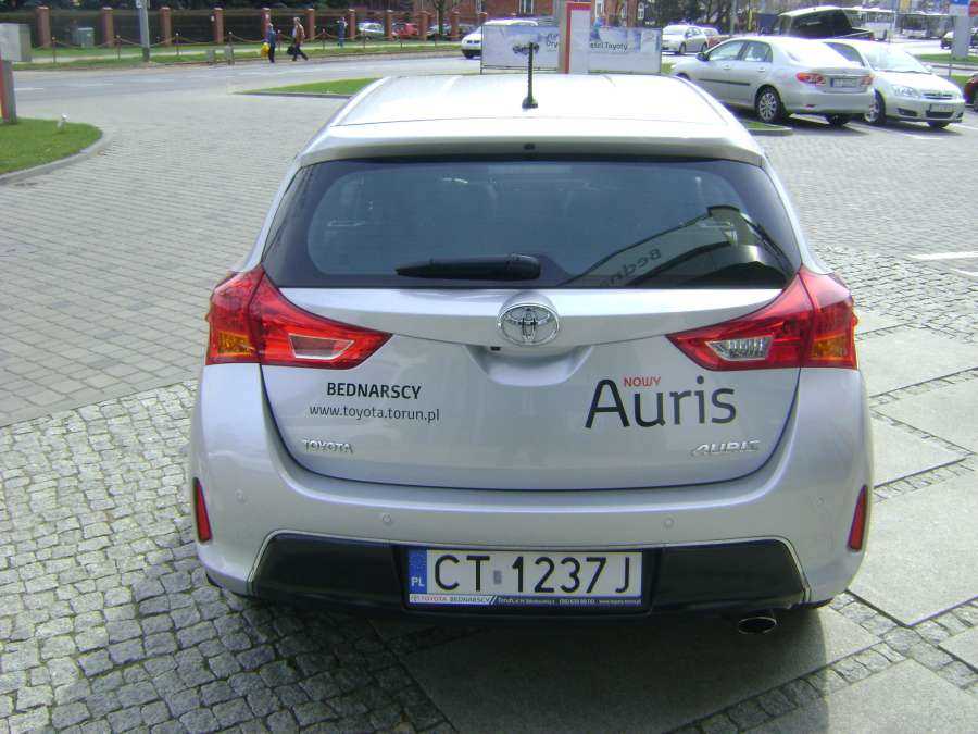 Toyota Auris 1.6 Prestige Benzyna, 2012 r. autoranking.pl