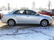 Toyota Avensis 1.8 VVT-i Sol, 107TYS. km Benzyna, 2004 r.