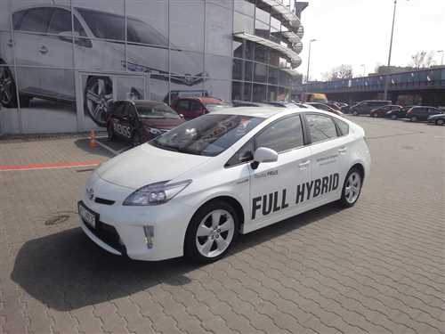 Toyota Prius  1.8 HSD Sol+LED Hybryda, 2012 r.