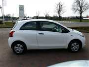 Toyota Yaris 1.0 Terra Benzyna, 2006 r.