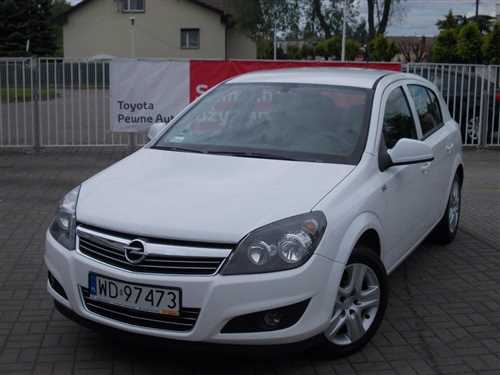 Opel ASTRA III Astra III 1.3 CDTI Enjoy Diesel, 2010 r.